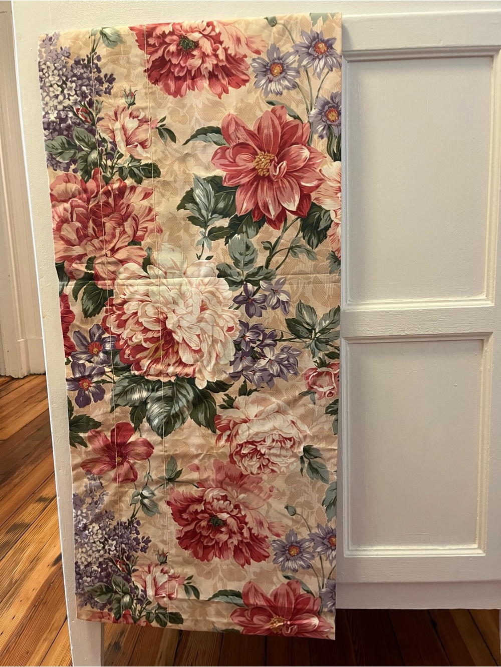 Vintage Floral Valance 80”/ 16” - Picture 2 of 16